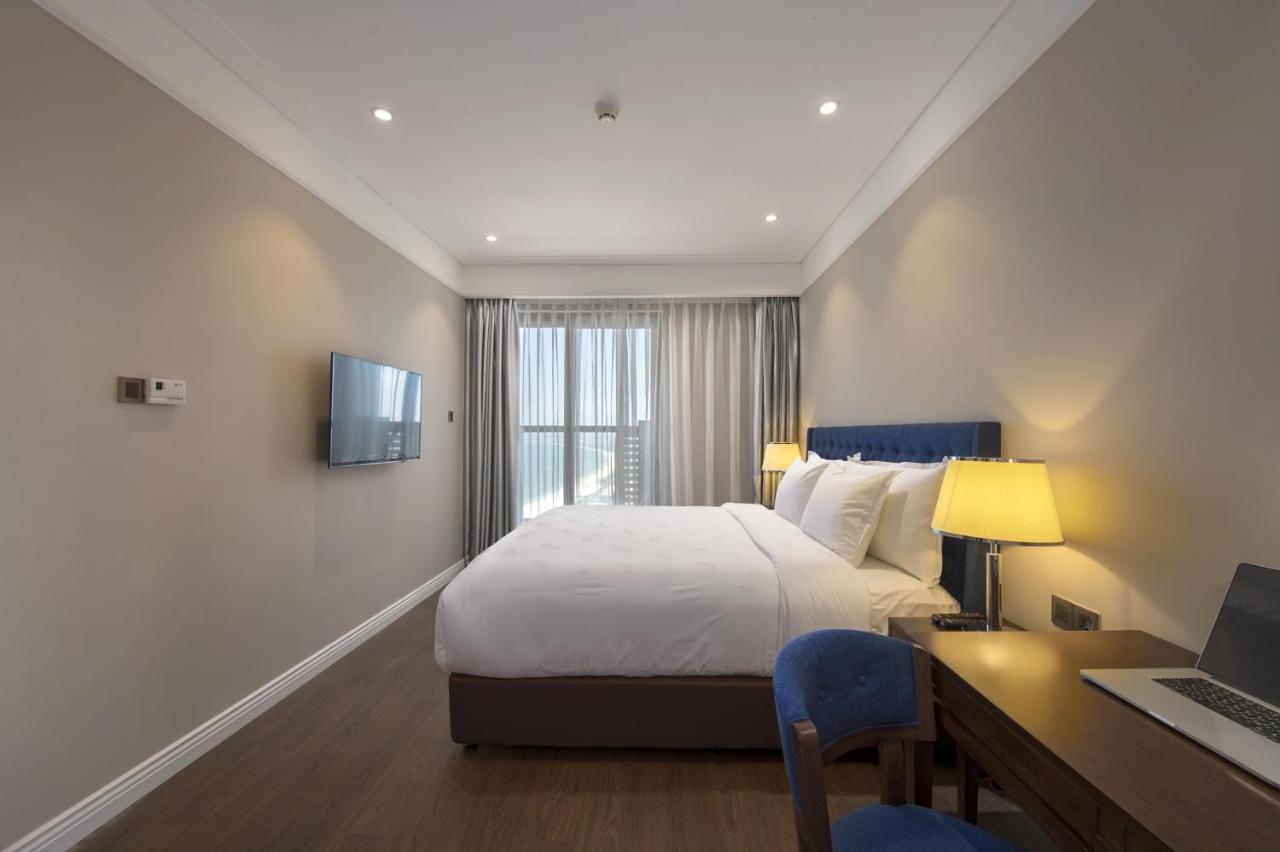 Luxury Apartment - Rooftop Swimming Pool - Beach Front - Hinata Apartment Da Nang Zewnętrze zdjęcie