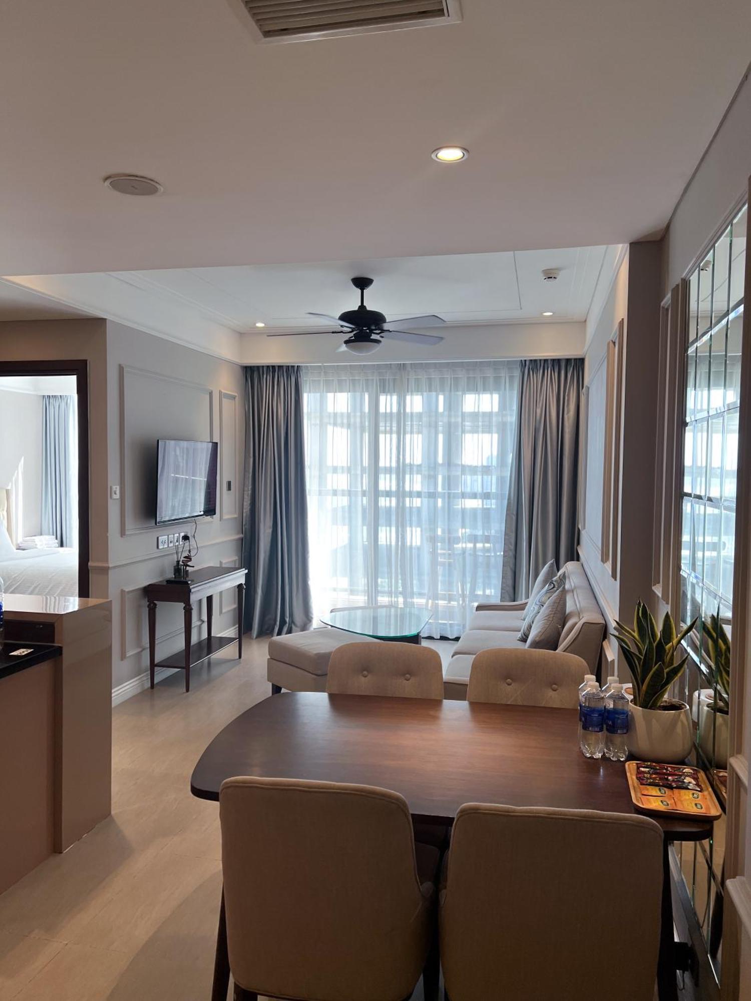 Luxury Apartment - Rooftop Swimming Pool - Beach Front - Hinata Apartment Da Nang Zewnętrze zdjęcie